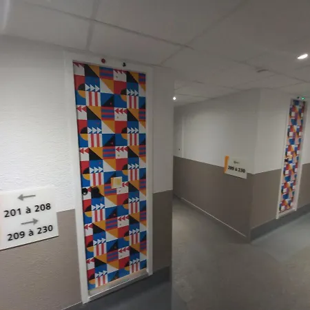 Premiere Classe Evry Sud - Mennecy Hotel *