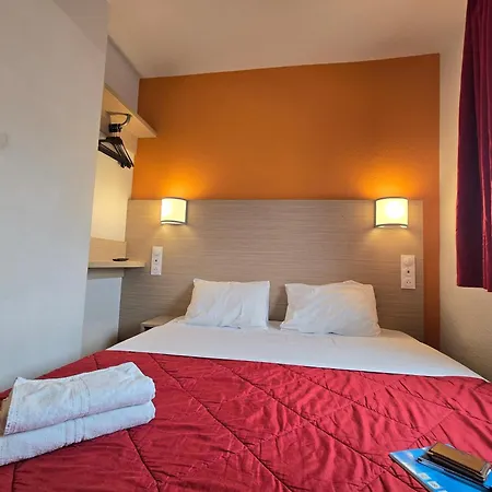 Premiere Classe Evry Sud - Mennecy