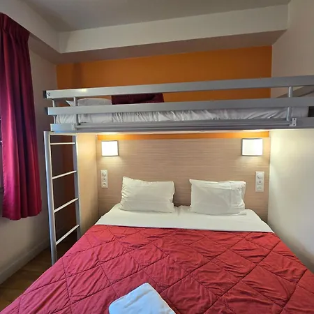 Premiere Classe Evry Sud - Mennecy Hotel *