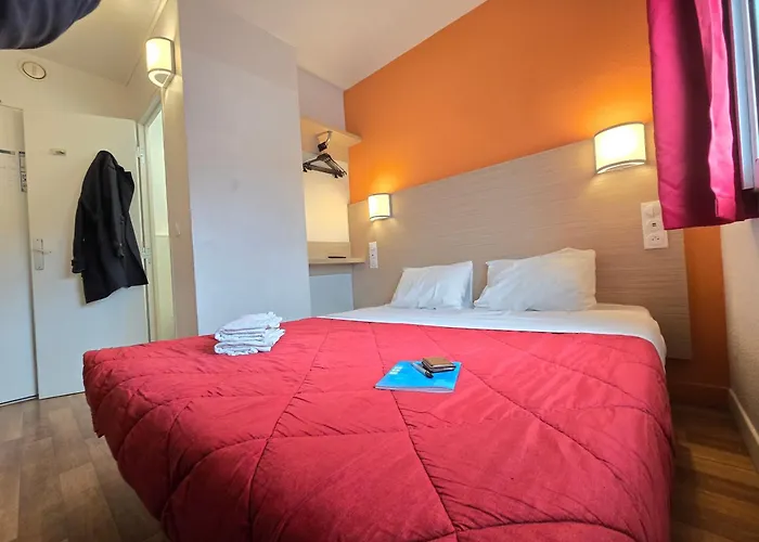 Hotel Premiere Classe Evry Sud - Mennecy