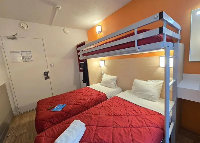 Premiere Classe Evry Sud - Mennecy Hotel Ormoy